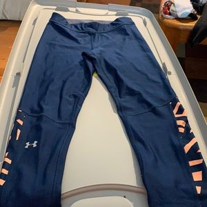 Navy blue under armor leggings